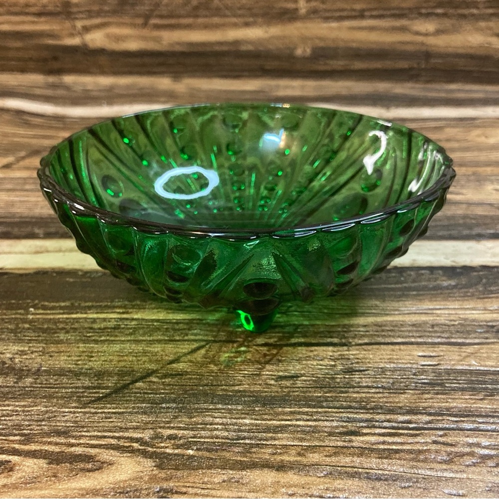 🎉🎊HP 🎊🎉 Anchor Hocking Forest Green burple berry footed bowl